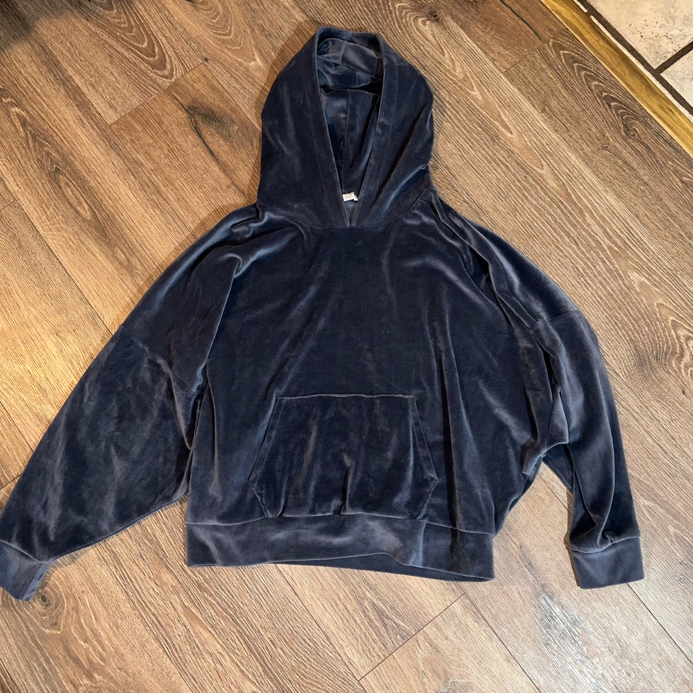 American eagle cropped hoodie